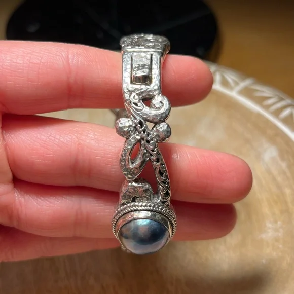 Sarda Blue Cultured Mabe Pearl Silver Tree Of Life Bangle Bracelet - Picture 12 of 16